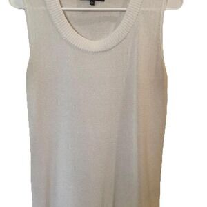 White Jones New York Collection lightweight sleeveless sweater in size medium